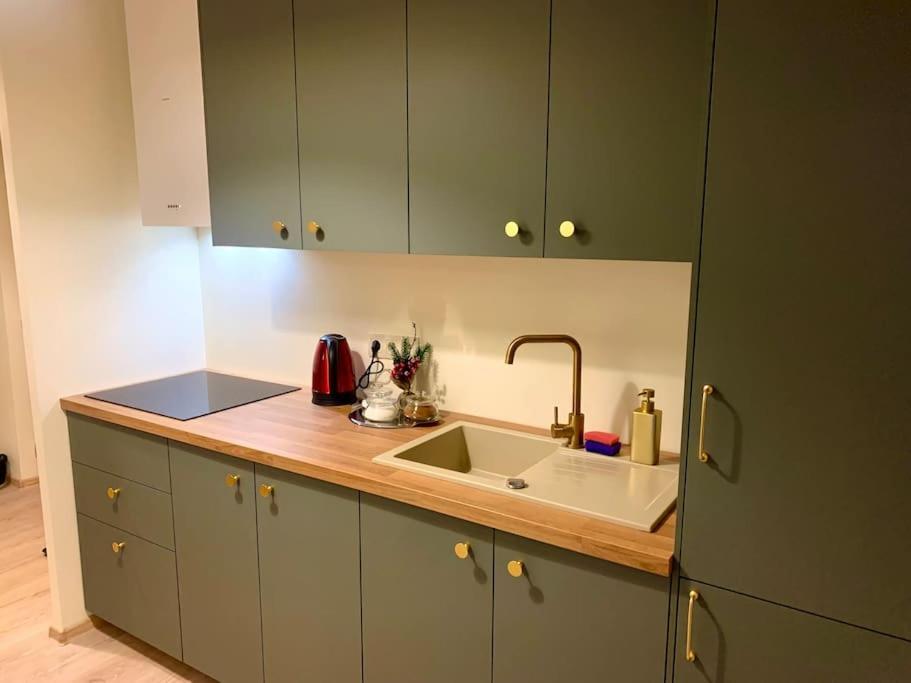 Brand New, Design Apartment Jojo, Oldtown, Balcony Bratislava Exterior foto